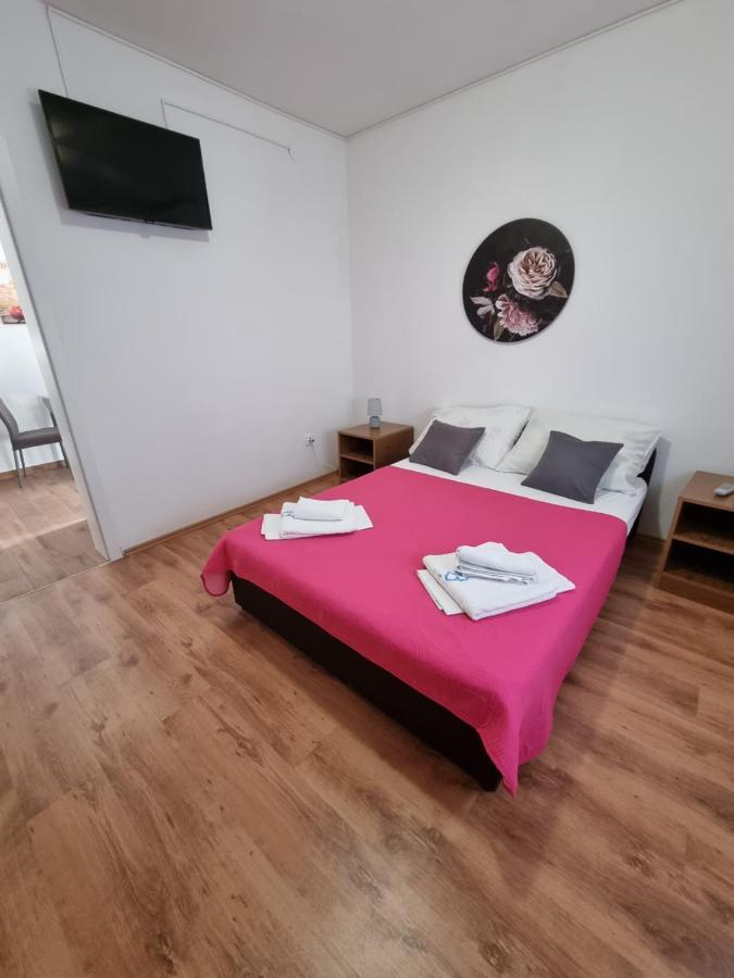 Apartments Lili Biograd Na Moru Zewnętrze zdjęcie