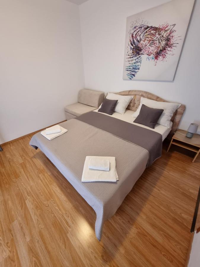 Apartments Lili Biograd Na Moru Zewnętrze zdjęcie