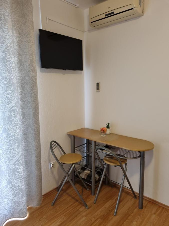 Apartments Lili Biograd Na Moru Zewnętrze zdjęcie