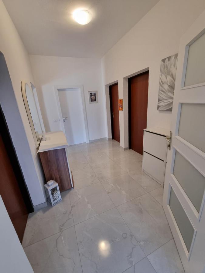 Apartments Lili Biograd Na Moru Zewnętrze zdjęcie