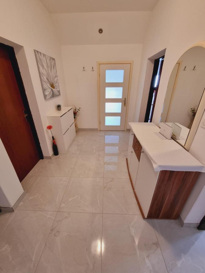 Apartments Lili Biograd Na Moru Zewnętrze zdjęcie
