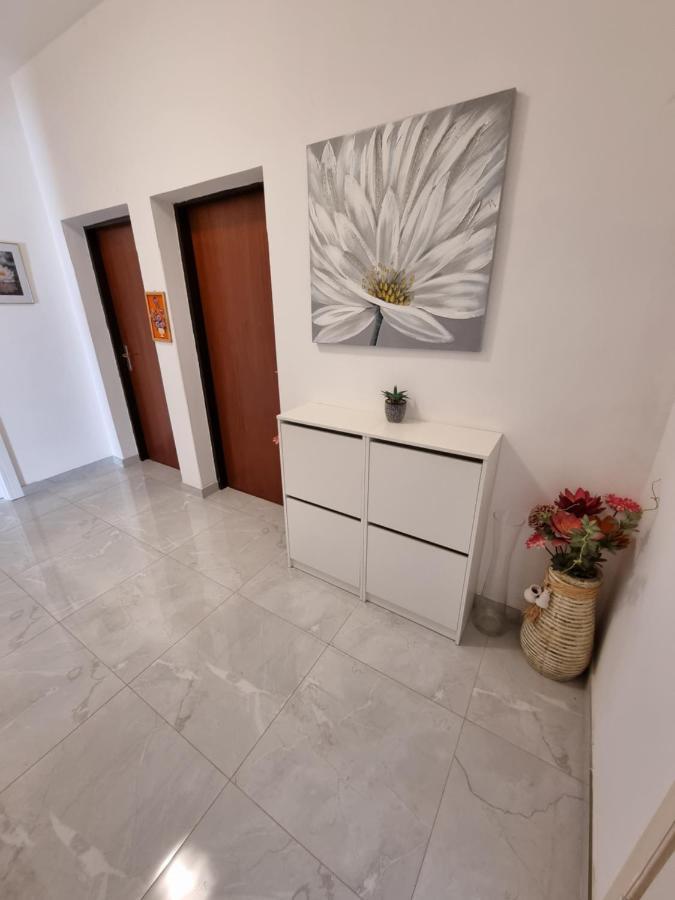 Apartments Lili Biograd Na Moru Zewnętrze zdjęcie