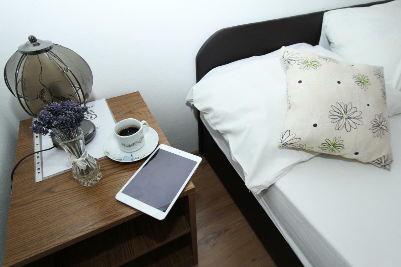 Apartments Lili Biograd Na Moru Zewnętrze zdjęcie